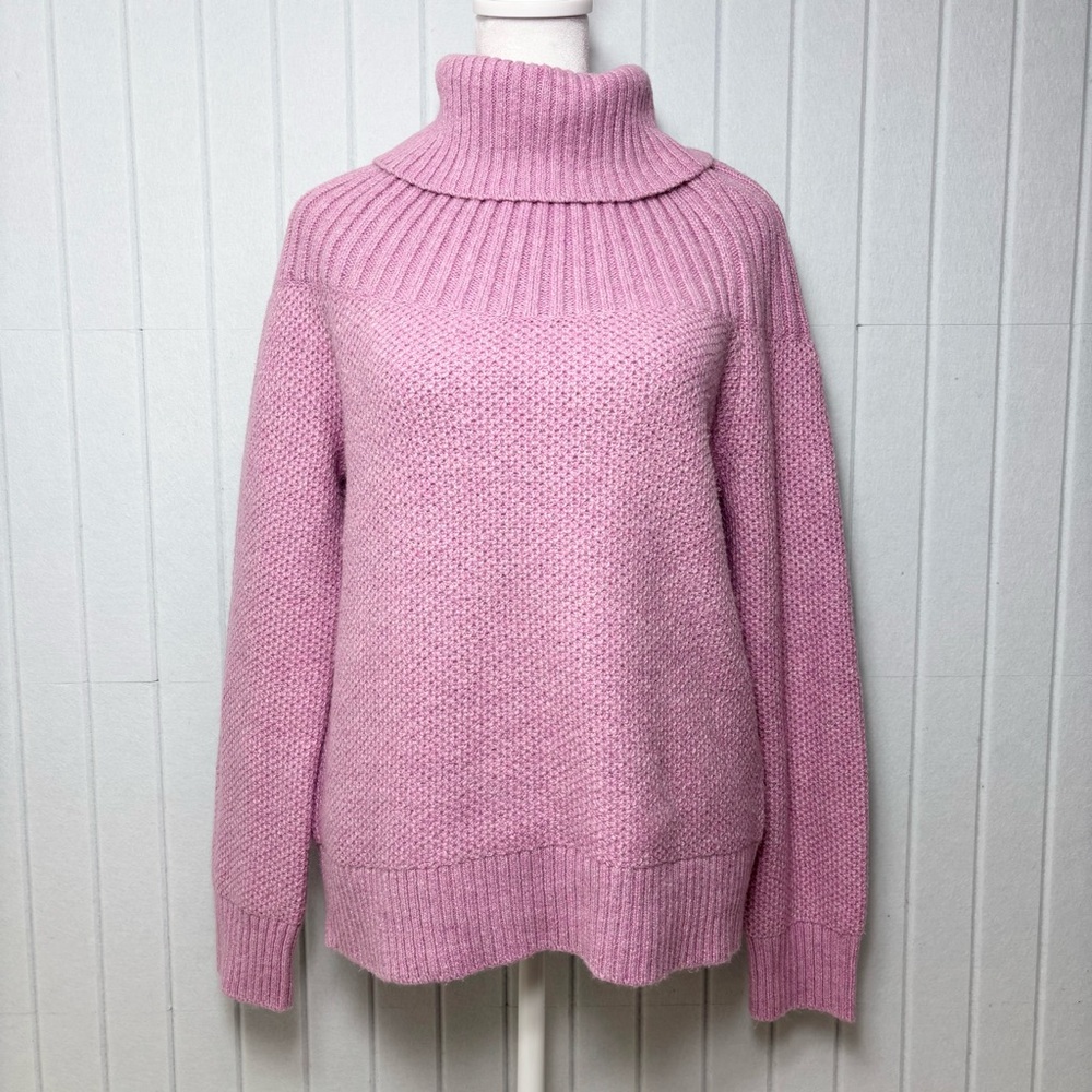 J. Crew Turtleneck Pink Cozy Soft Barbie Winter Sweater‎ Size S